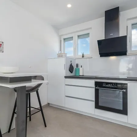 M&m 1 By Interhome Kaštela