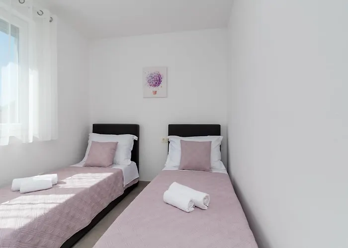 M&m 1 By Interhome *